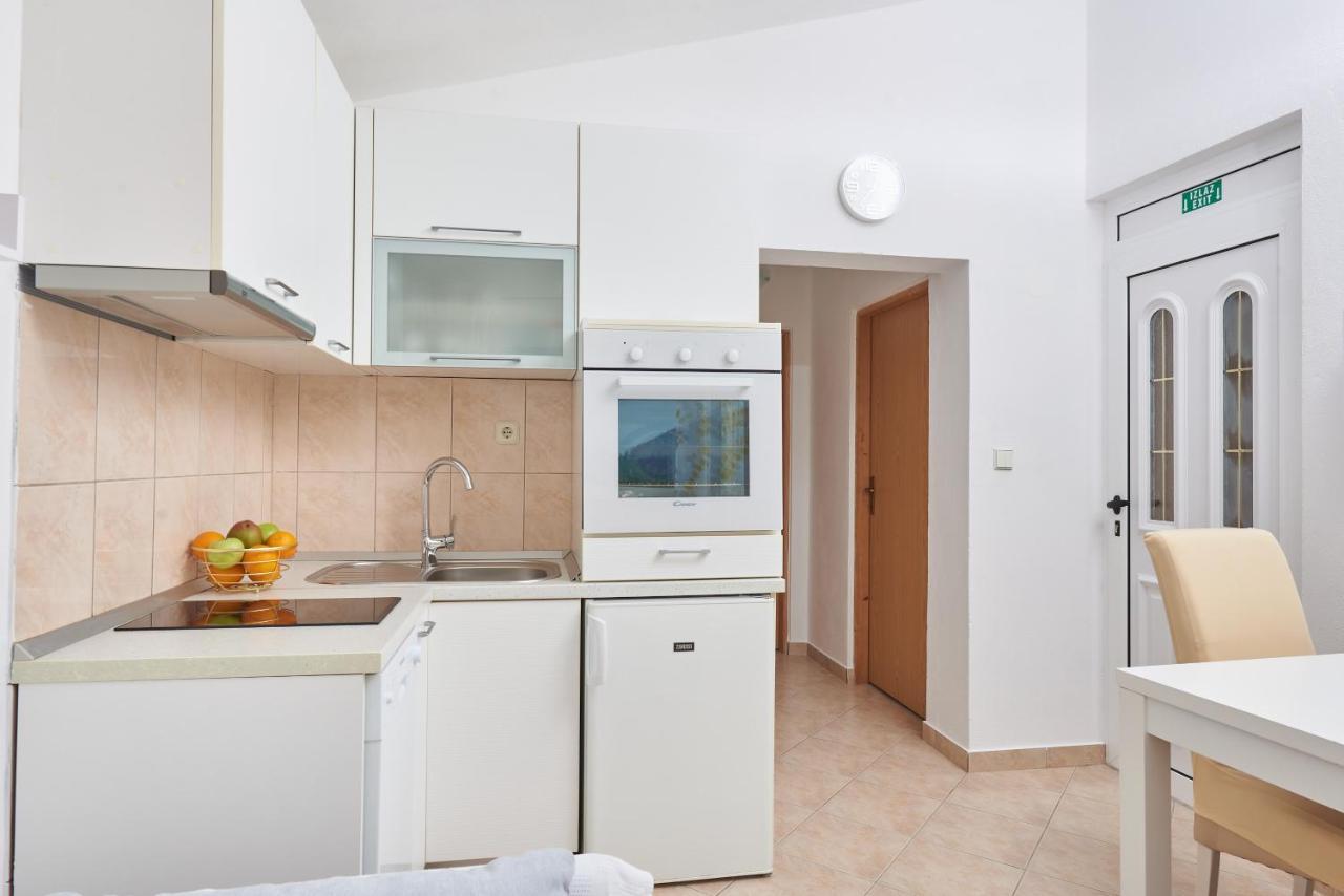 Apartments Lumi Rogoznica  Exterior foto